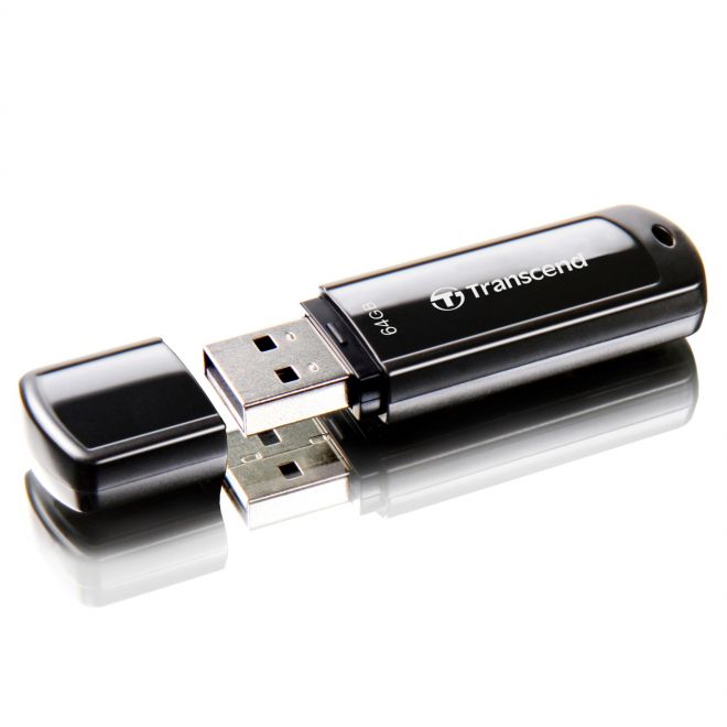 Transcend 64GB JetFlash 700 USB 3.2 Gen 1 Pen Drive Black